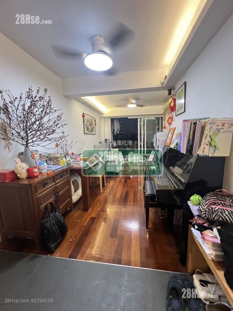 Mansion Court Sell 2 Bedrooms , 1 Bathroom 572 ft²