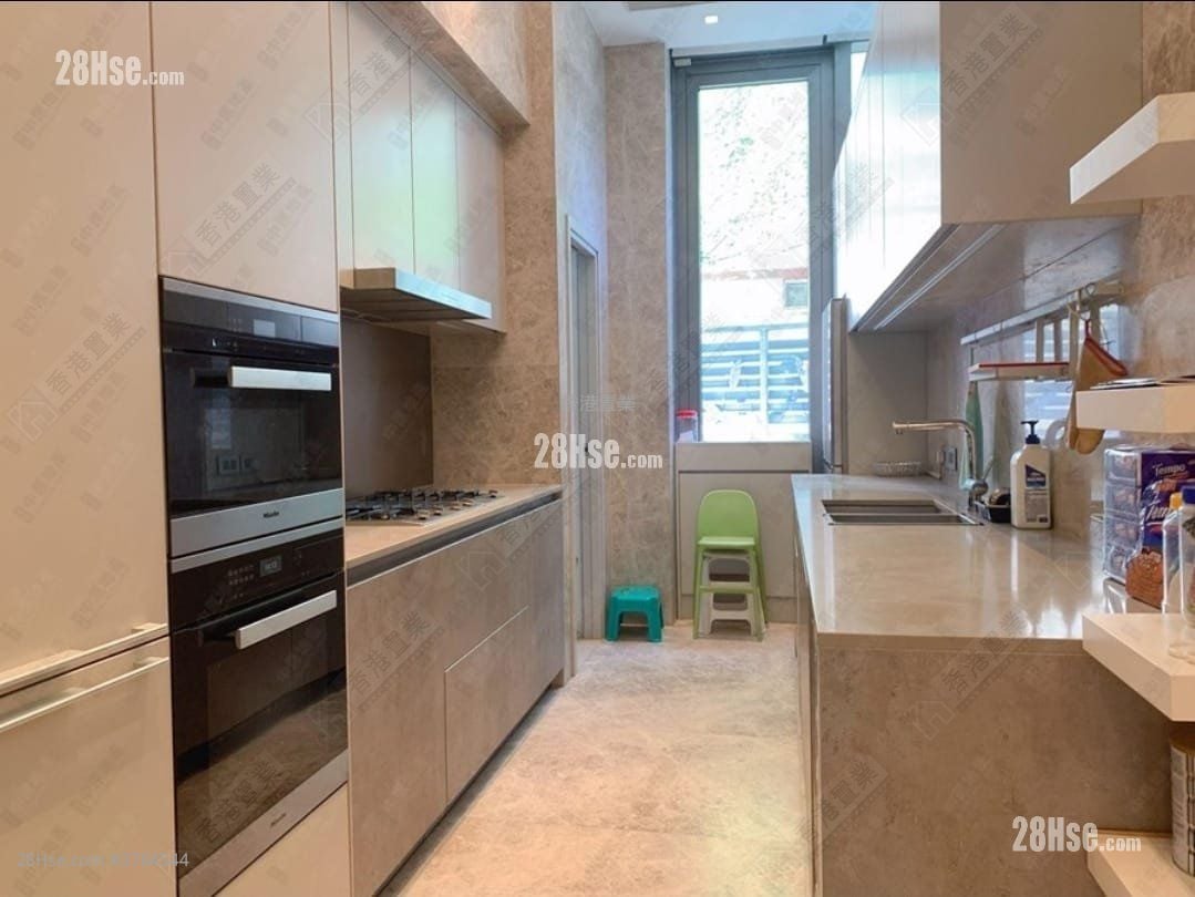 No.62 Begonia Road Sell 4 Bedrooms , 2 Bathrooms 4,386 ft²