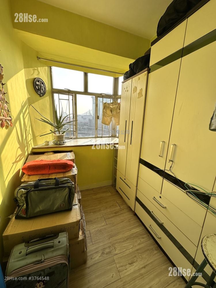 葵芳阁 售盘 3 房 473 平方尺