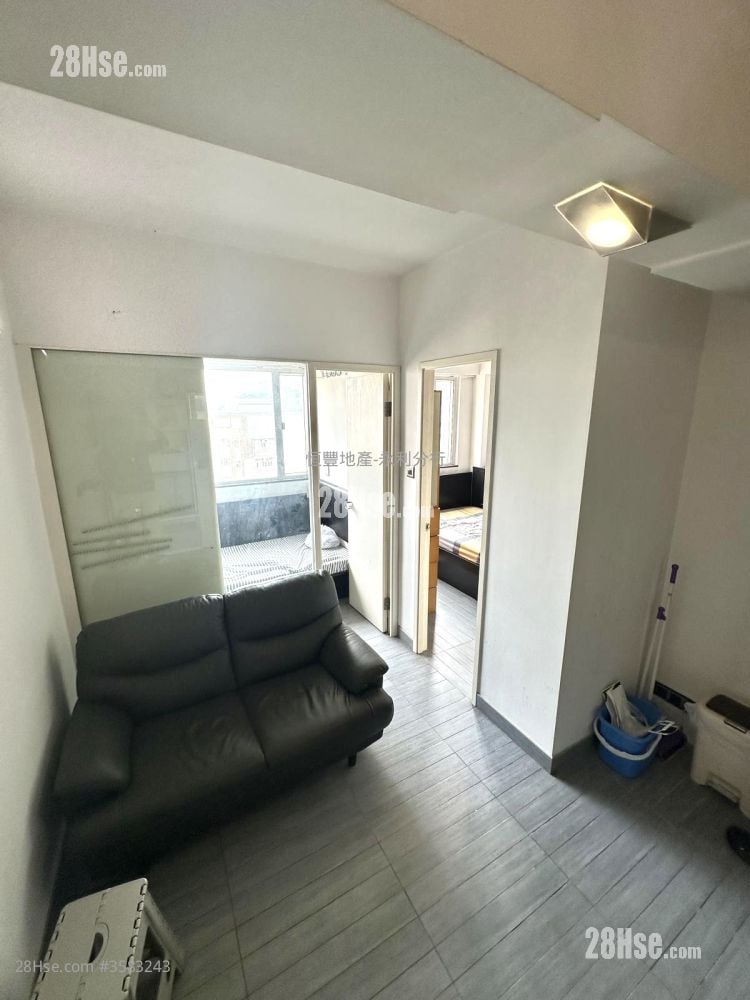 仁乐大厦 售盘 2 房 , 1 浴室 290 平方尺