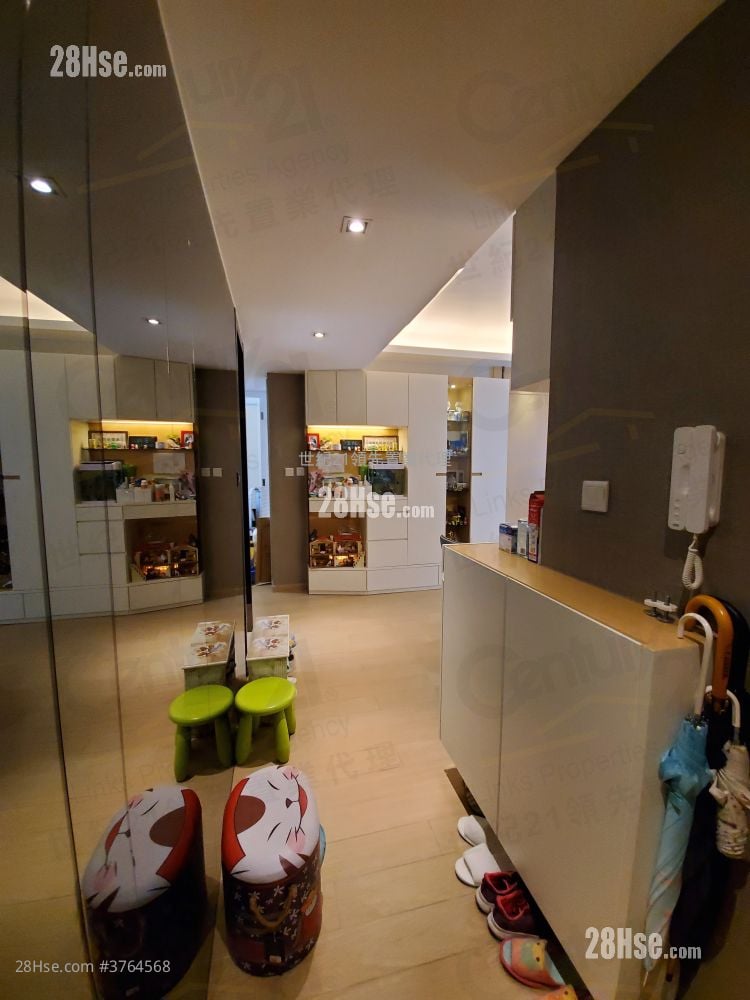 Homantin Hillside Sell 3 Bedrooms , 1 Bathroom 735 ft²