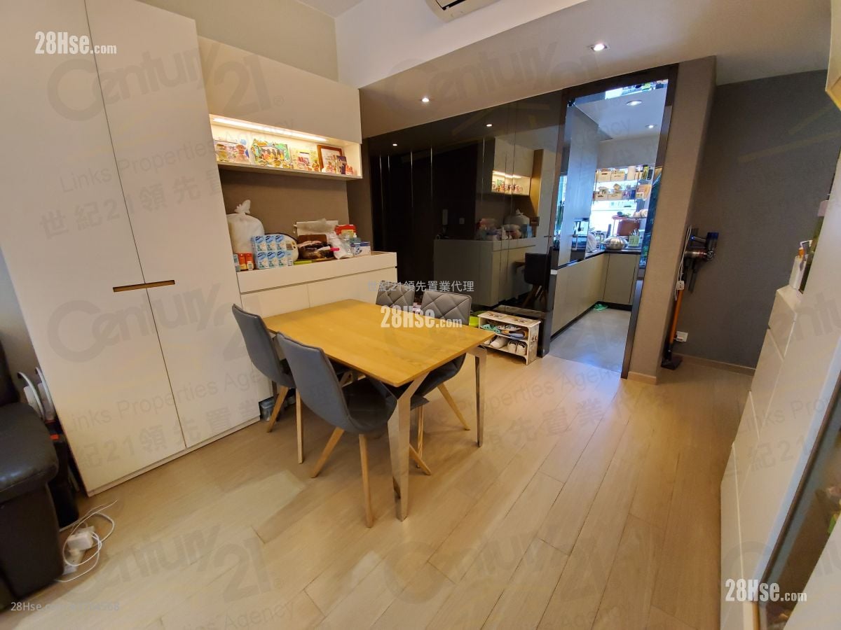 Homantin Hillside Sell 3 Bedrooms , 1 Bathroom 735 ft²