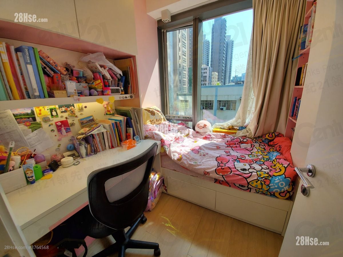 Homantin Hillside Sell 3 Bedrooms , 1 Bathroom 735 ft²