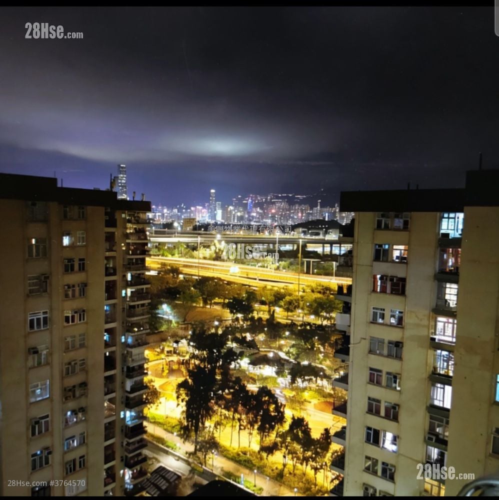 美孚新邨 售盘 3 房 , 2 浴室 793 平方尺