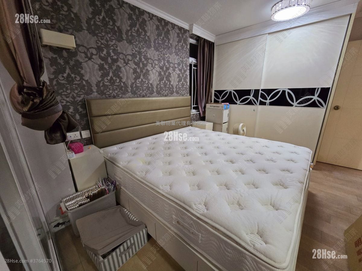 美孚新邨 售盘 3 房 , 2 浴室 793 平方尺