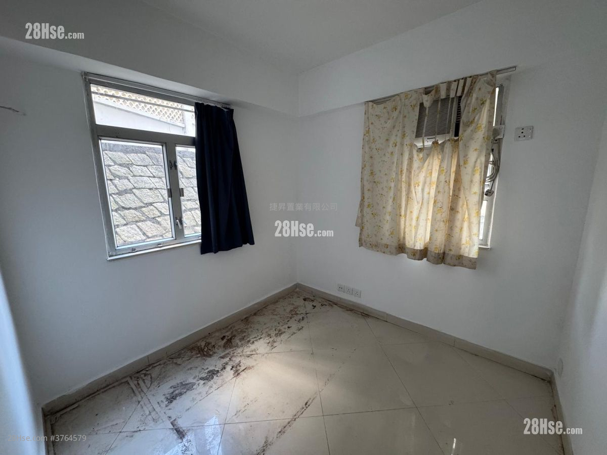 黄埔新村 售盘 2 房 , 1 浴室 374 平方尺
