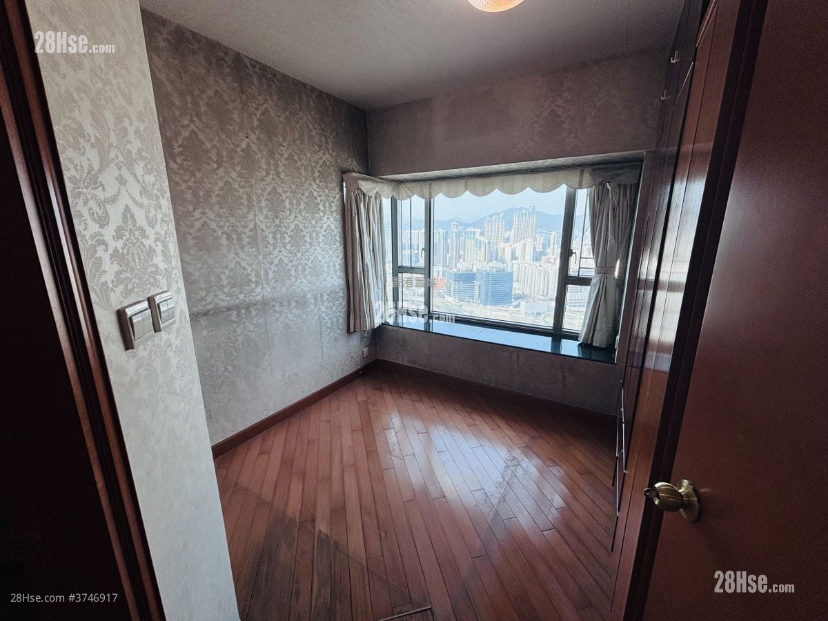 Sorrento Sell 3 Bedrooms , 2 Bathrooms 781 ft²