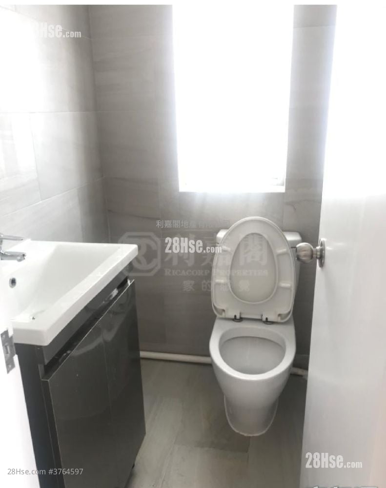 南豐新邨 售盤 2 房 , 1 浴室 391 平方呎