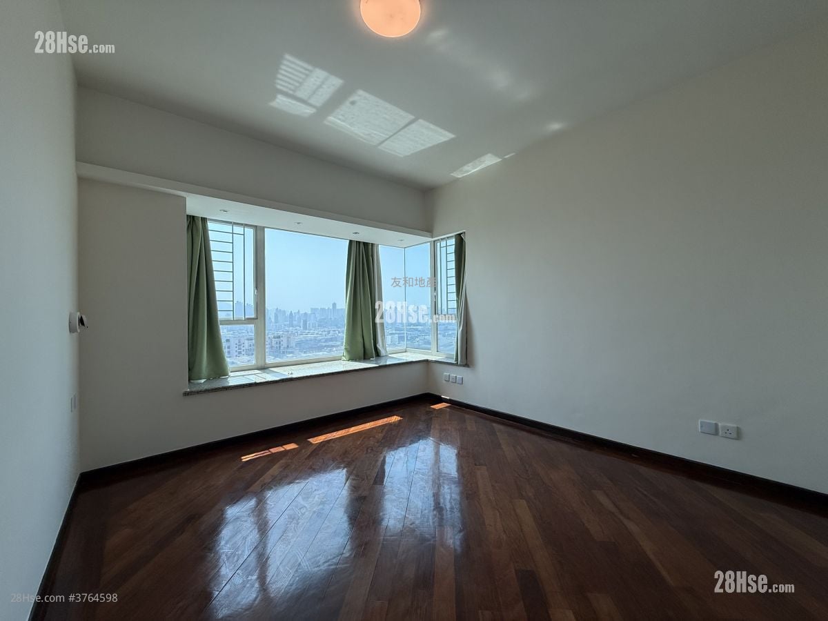 嘉皇台 售盘 4 房 , 3 浴室 1,039 平方尺