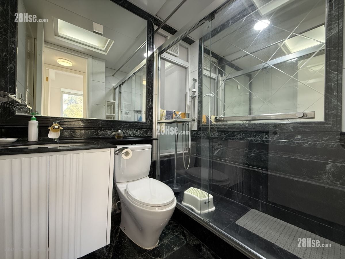 One Beacon Hill Sell 4 Bedrooms , 3 Bathrooms 1,047 ft²