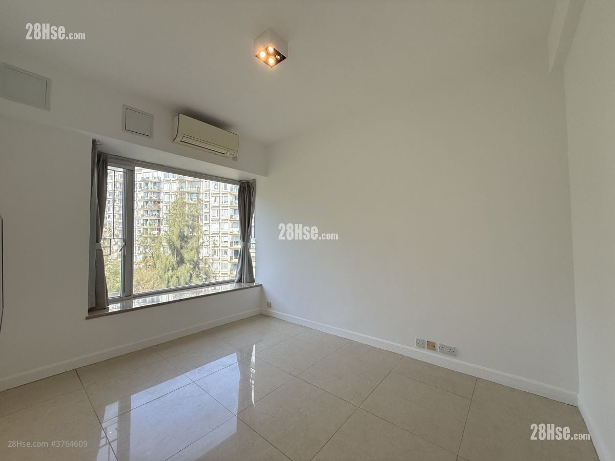 One Beacon Hill Sell 4 Bedrooms , 3 Bathrooms 1,047 ft²