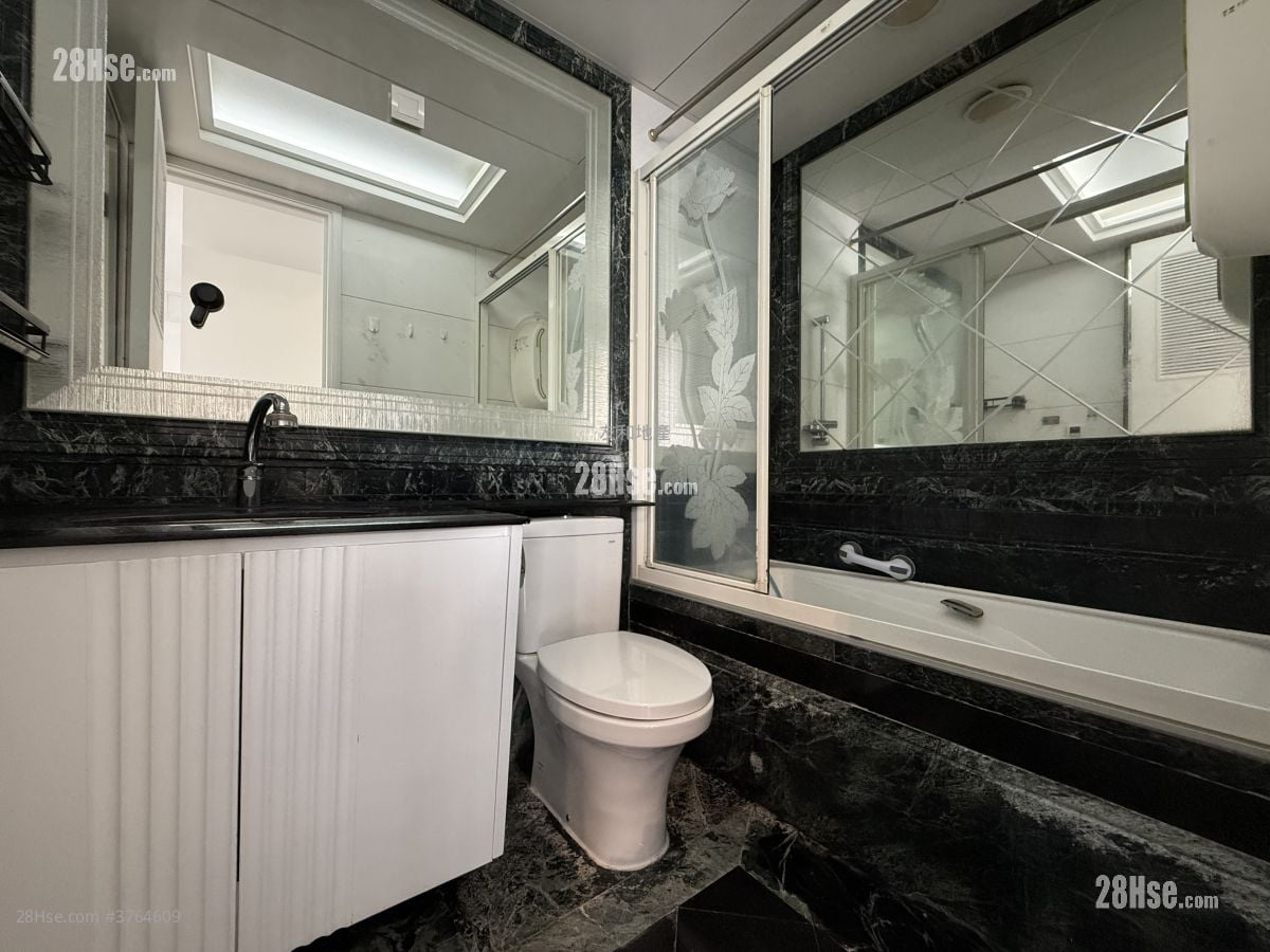 One Beacon Hill Sell 4 Bedrooms , 3 Bathrooms 1,047 ft²