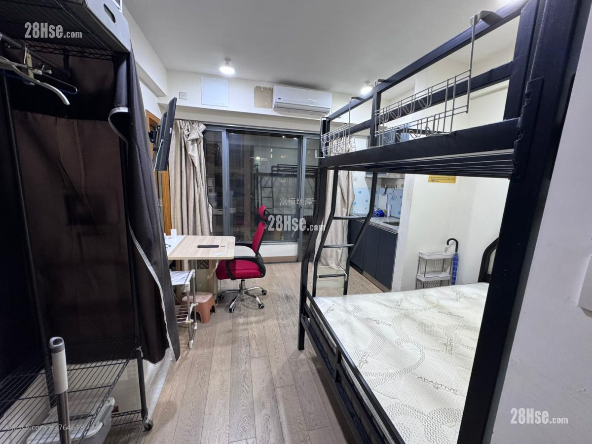 芜湖居 租盘 开放式间隔 , 1 浴室 241 平方尺