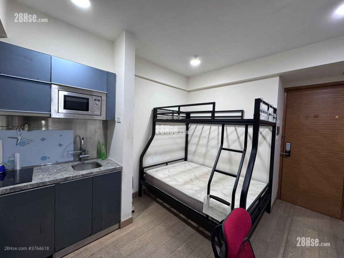 芜湖居 租盘 开放式间隔 , 1 浴室 241 平方尺