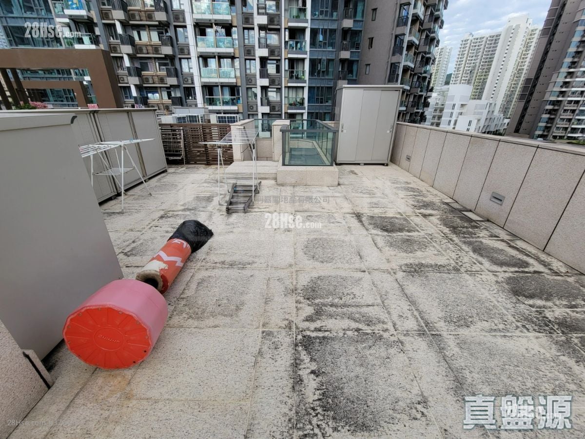 The Wings Sell 5+ Bedrooms , 5+ Bathrooms 1,570 ft²