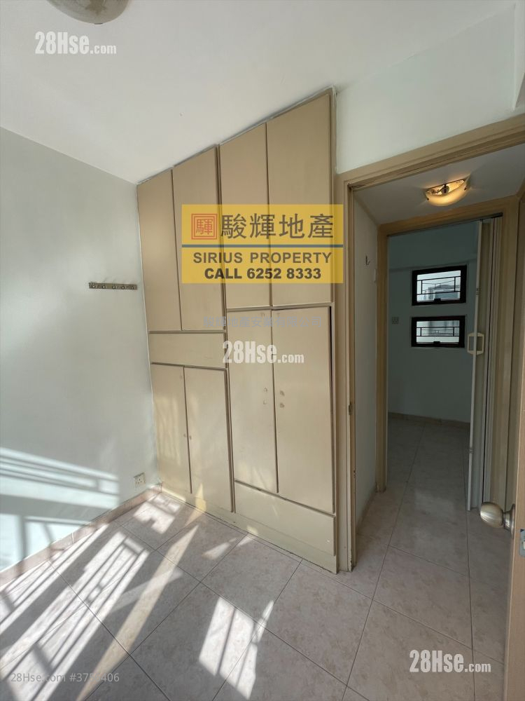 寶怡大廈 租盤 415 平方呎