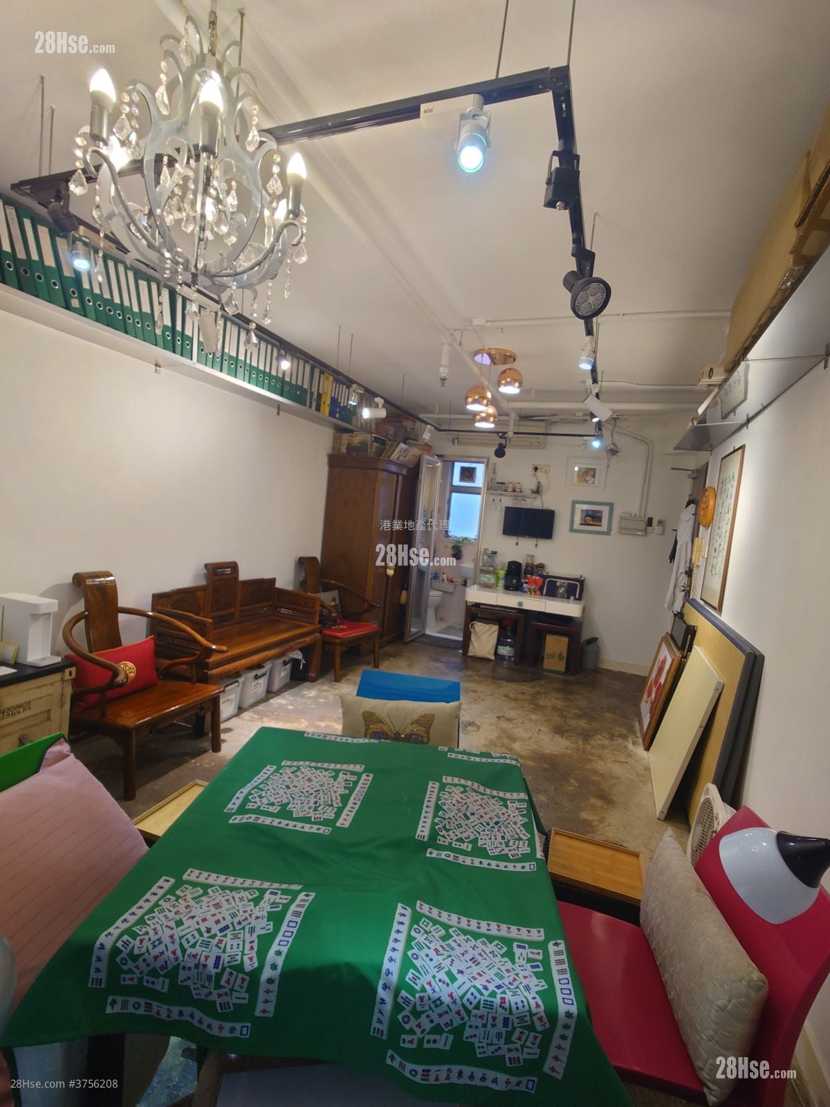 啟正中心 租盤 306 平方呎