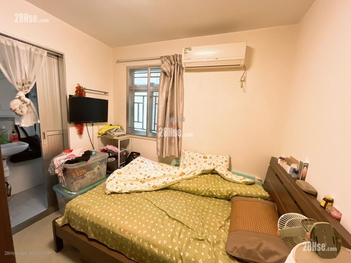 村屋 售盤 3 房 , 2 浴室