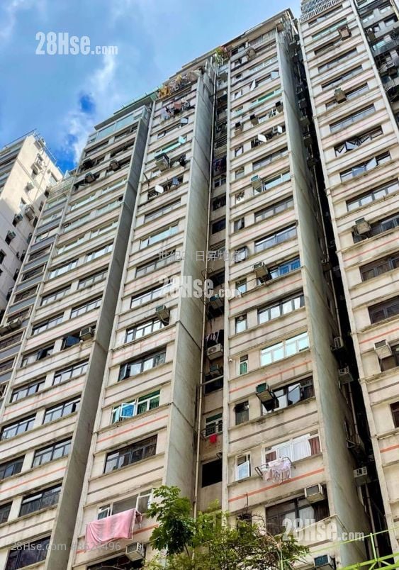 華曦大廈 售盤 3 房 , 2 浴室 826 平方呎