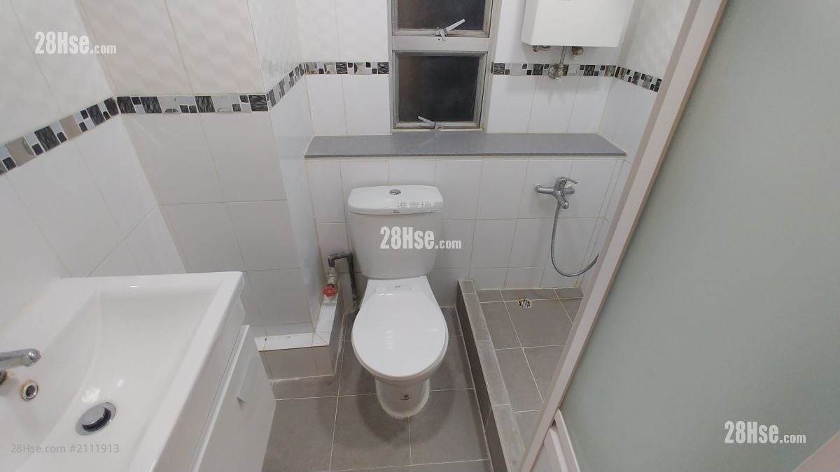 Chuen Fai Centre Sell Studio , 1 Bathroom 295 ft²