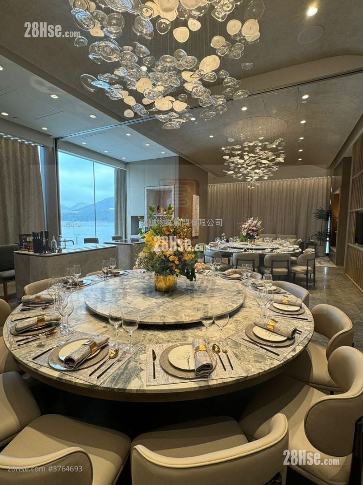 蔚蓝东岸 售盘 2 房 , 1 浴室 455 平方尺