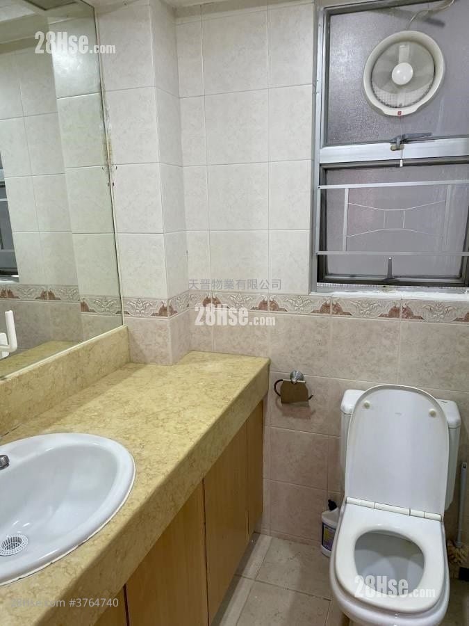 黄埔花园 售盘 4 房 , 2 浴室 681 平方尺