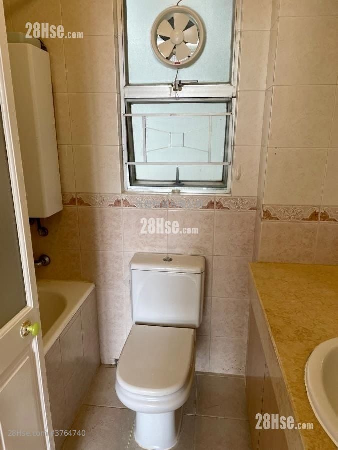 黄埔花园 售盘 4 房 , 2 浴室 681 平方尺