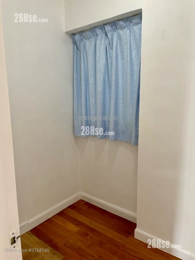 黄埔花园 售盘 4 房 , 2 浴室 681 平方尺