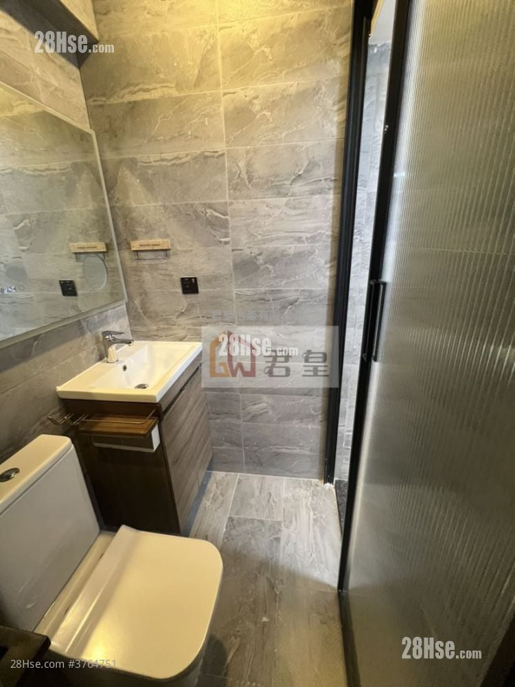 英皇道51-53号 售盘 1 房 , 1 浴室 330 平方尺