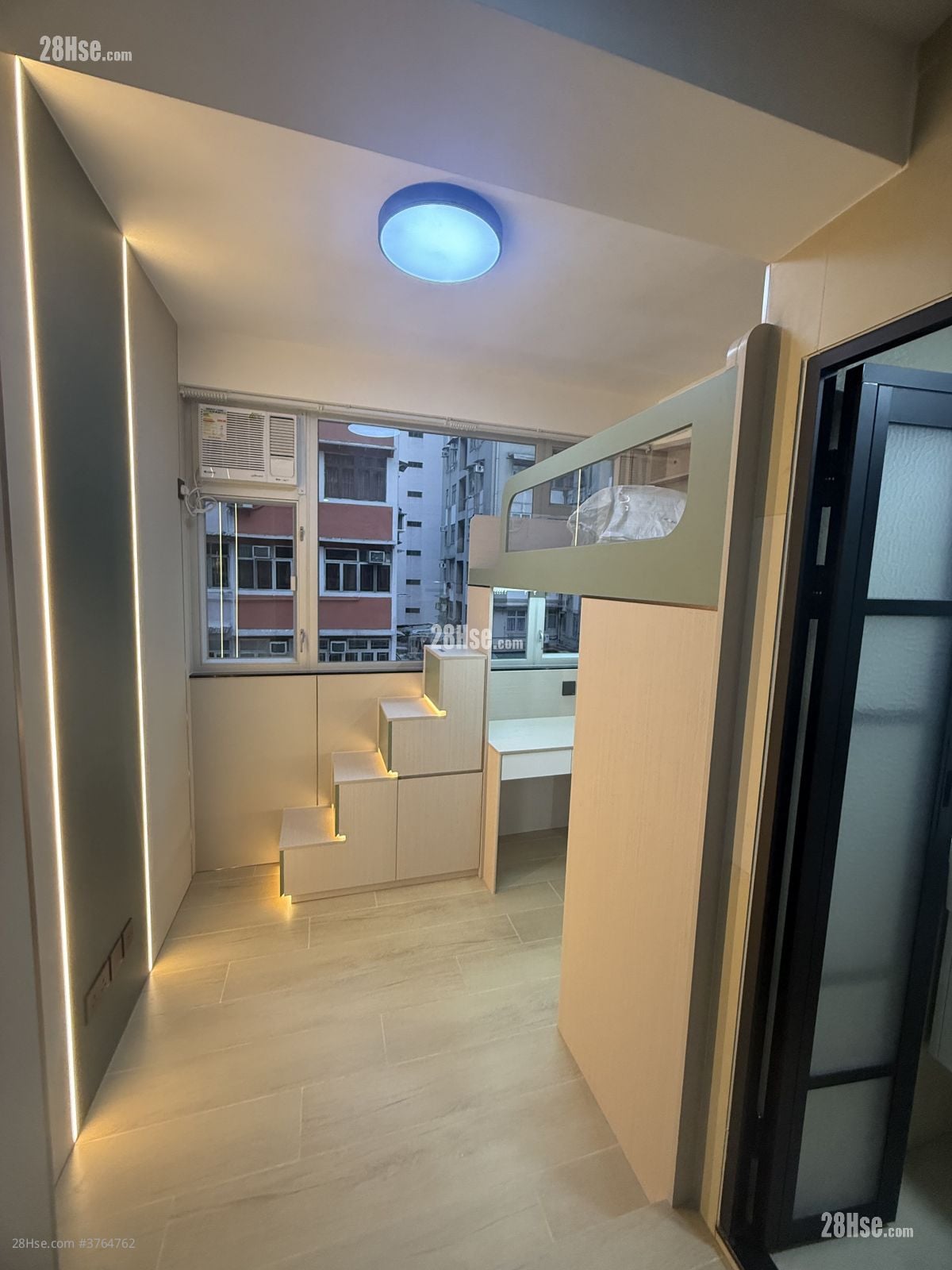 基隆大厦 租盘 1 浴室 100 平方尺