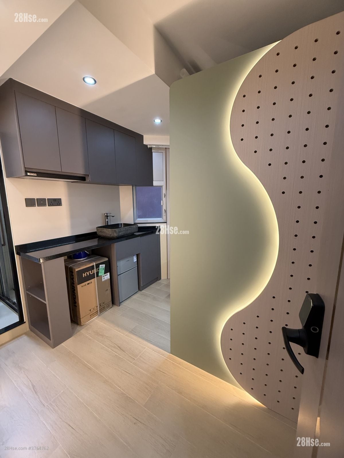 基隆大厦 租盘 1 浴室 100 平方尺