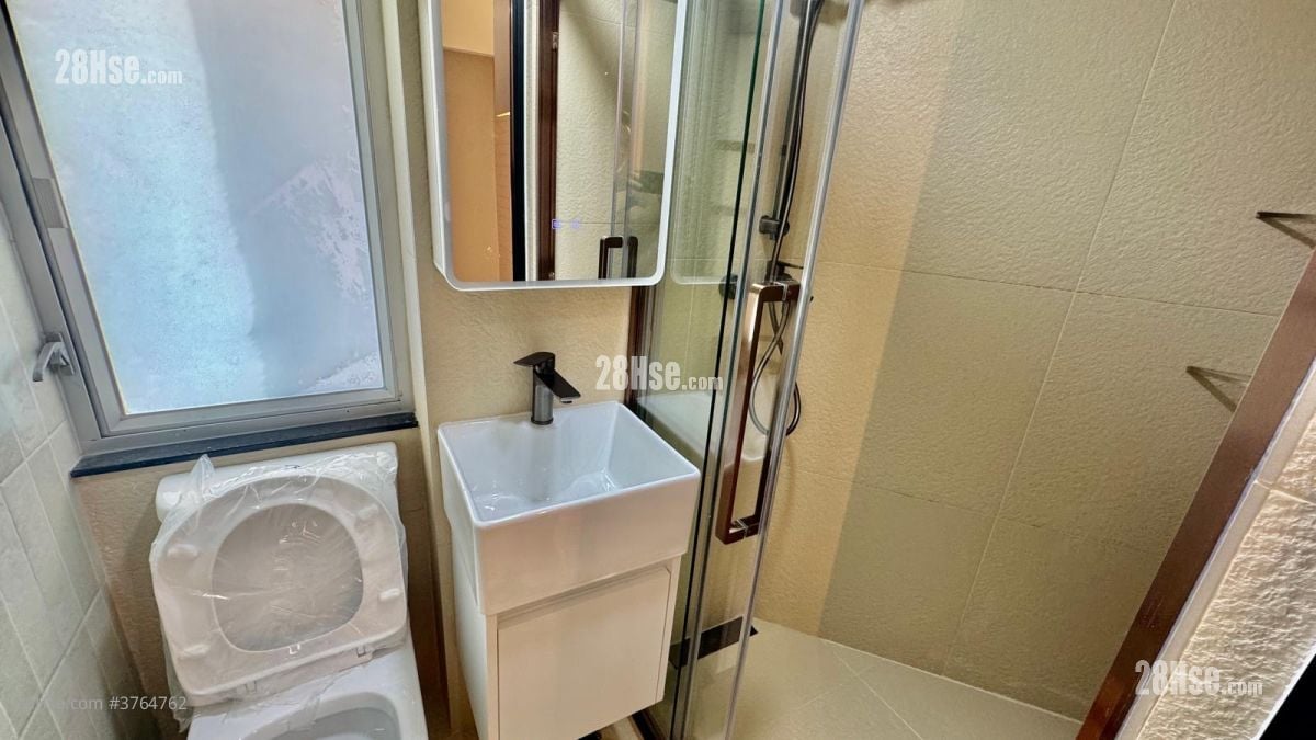 基隆大厦 租盘 1 浴室 100 平方尺