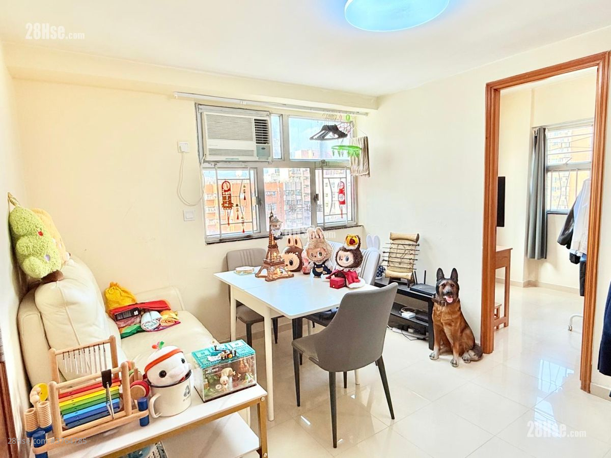 Fu King Court Sell 510 ft²