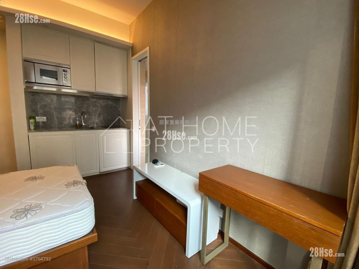 One South Lane Sell Studio , 1 Bathroom 213 ft²