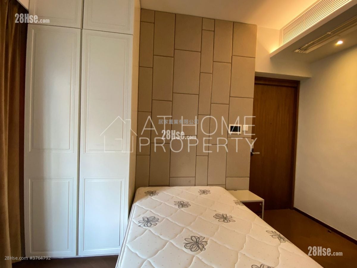 One South Lane Sell Studio , 1 Bathroom 213 ft²