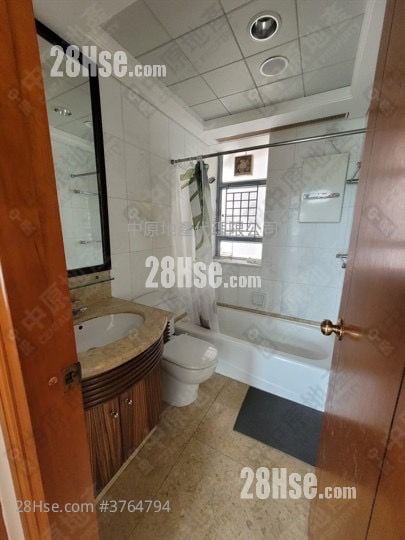 东堤湾畔 售盘 2 房 607 平方尺