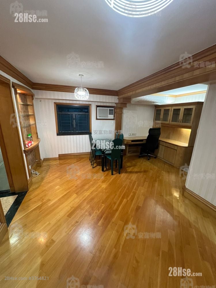 Lagoon Court Rental 3 Bedrooms , 1 Bathroom 598 ft²