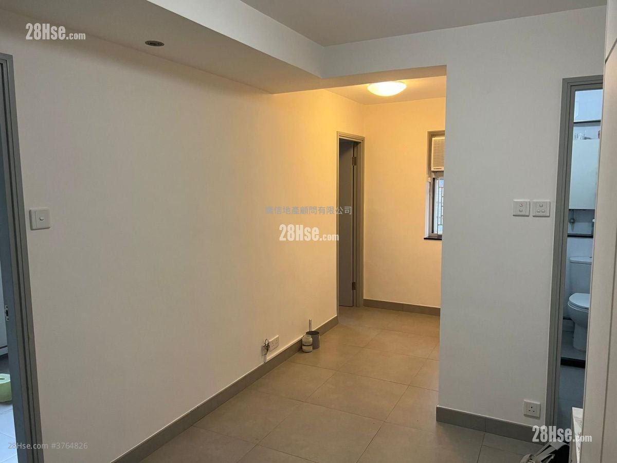 启发大厦 售盘 2 房 , 1 浴室 380 平方尺