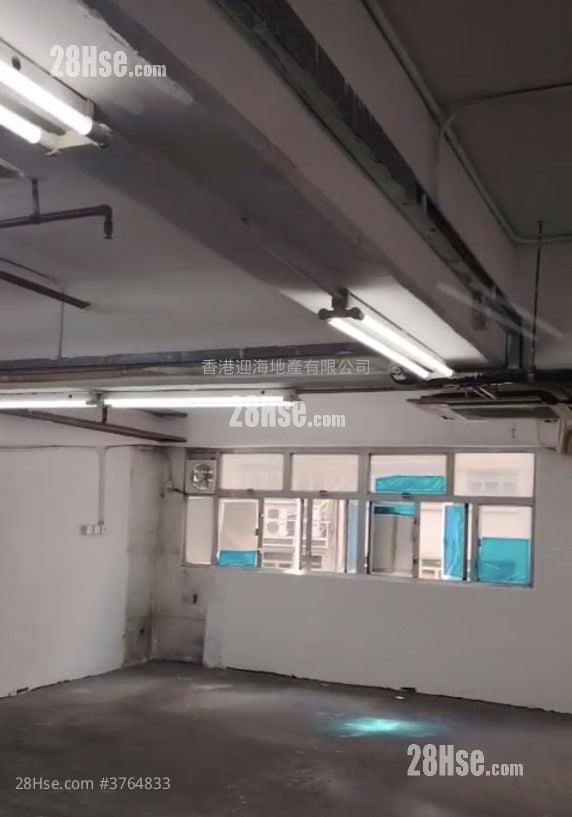 金来工业大厦 租盘 878 平方尺