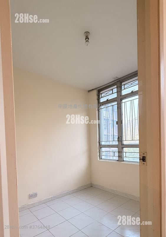 裕东苑 售盘 1 房 , 1 浴室 429 平方尺