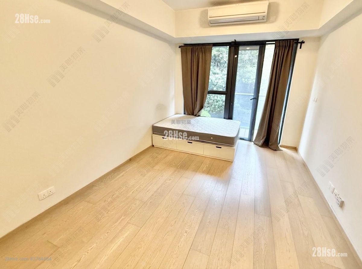 The Met. Acappella Sell 1 Bathroom 254 ft²