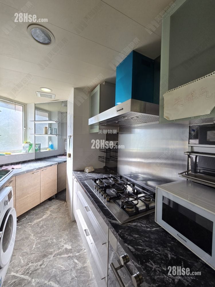 名城 售盘 4 房 , 3 浴室 958 平方尺