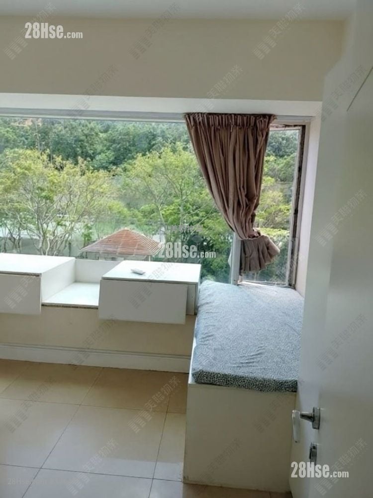 名城 售盘 4 房 , 3 浴室 958 平方尺