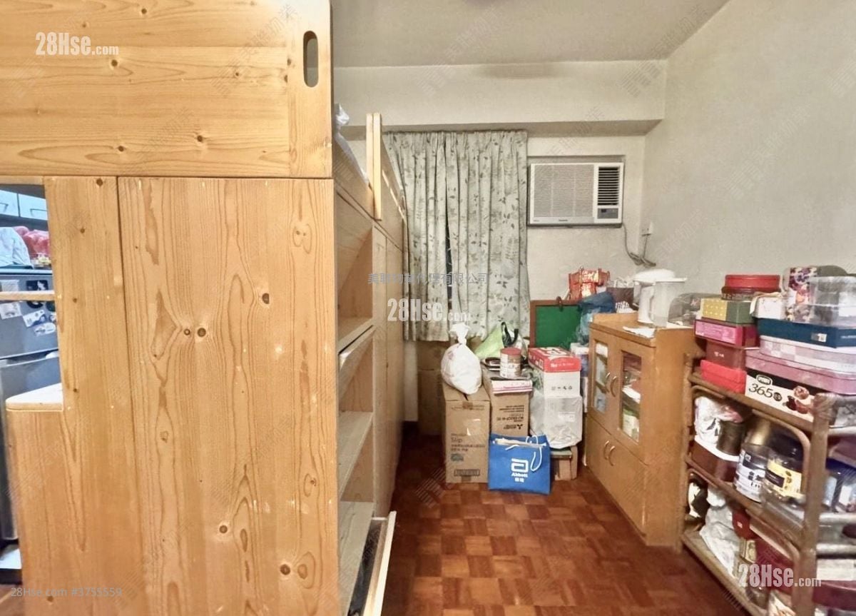 Uptown Plaza Sell 2 Bedrooms 465 ft²