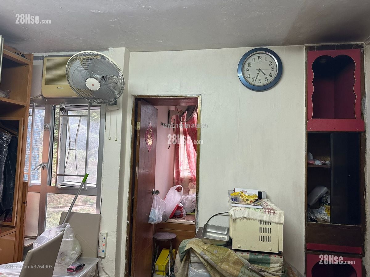 翠林邨 售盘 2 房 381 平方尺