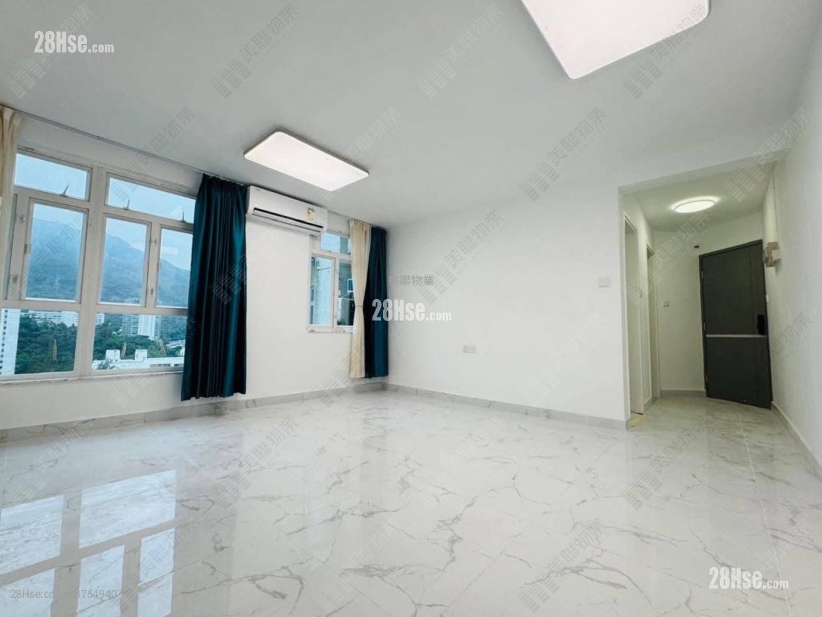 Siu On Court Sell 2 Bedrooms , 1 Bathroom