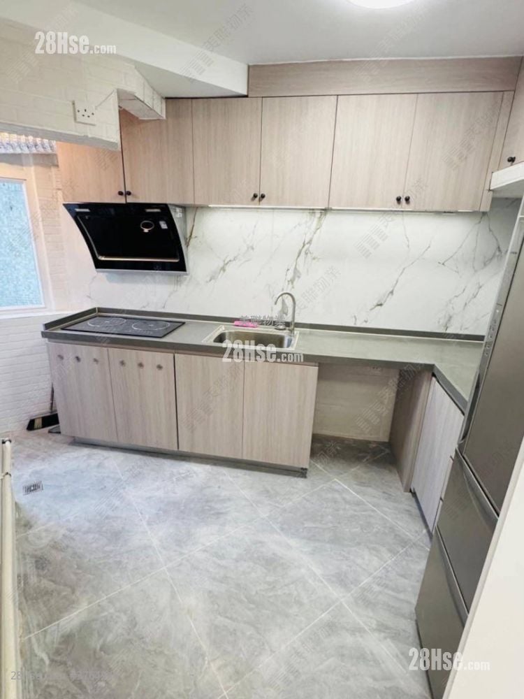 Siu On Court Sell 2 Bedrooms , 1 Bathroom