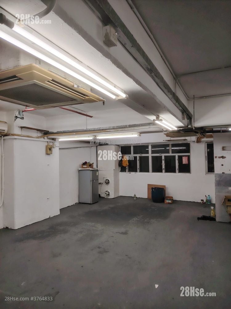 金来工业大厦 租盘 878 平方尺