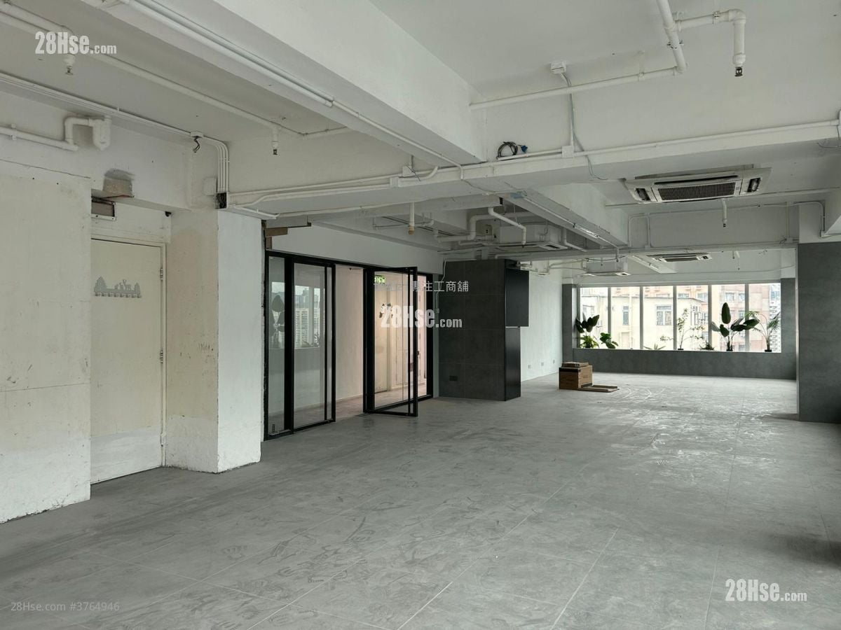 登打士街楼上铺 租盘 2 厕所