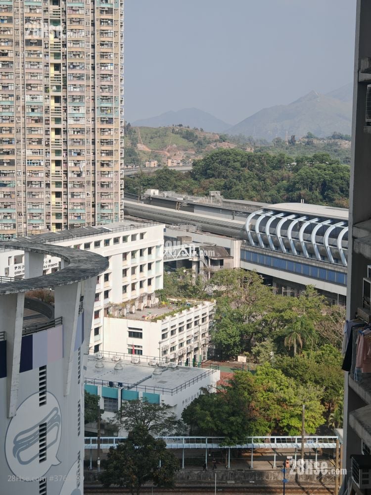 Tin Shing Court Sell 2 Bedrooms , 1 Bathroom